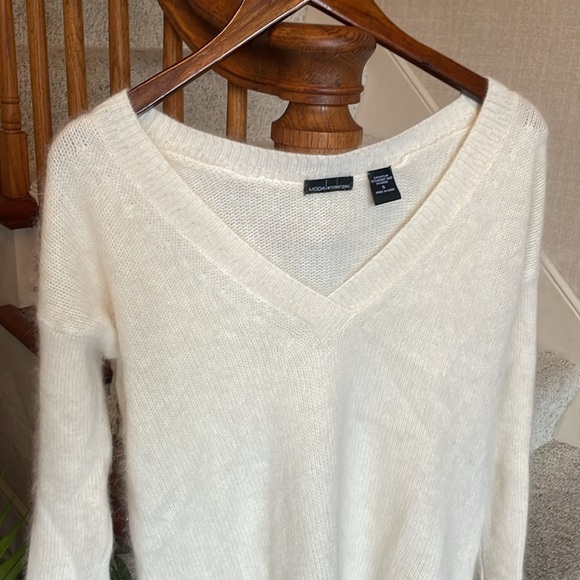 Moda International Rabbit Hair Wool Blend Cozy Soft Holiday Sweater - Picture 2 of 7